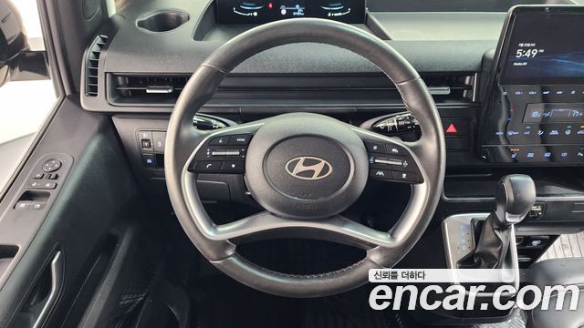 Hyundai Staria 4WD Tourer 11-Seater Modern 2025 — фото 13