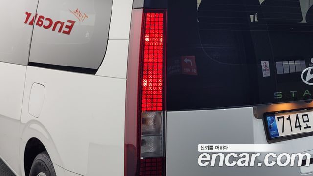 Hyundai Staria 4WD Tourer 11-Seater Modern 2025 — фото 23
