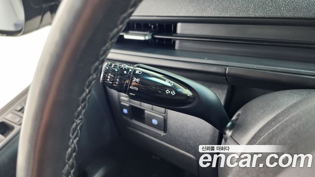 Hyundai Staria 4WD Tourer 11-Seater Modern 2025 — фото 28