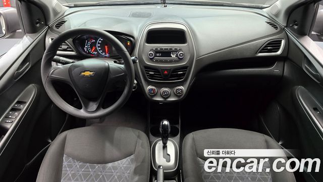 Chevrolet Spark LS 2019 — фото 7