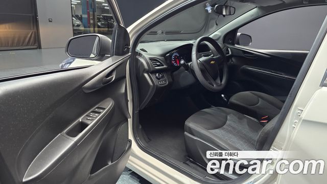 Chevrolet Spark LS 2019 — фото 10
