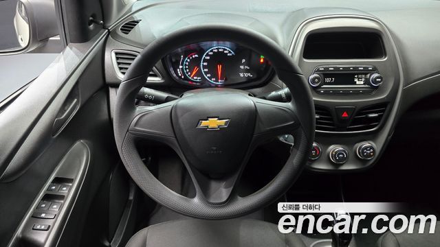 Chevrolet Spark LS 2019 — фото 13