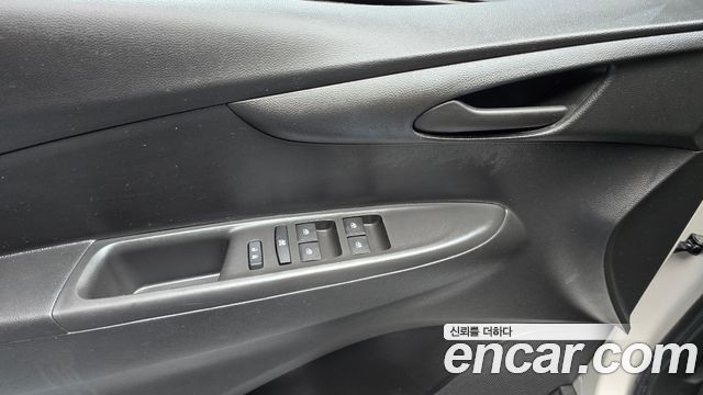 Chevrolet Spark LS 2019 — фото 17