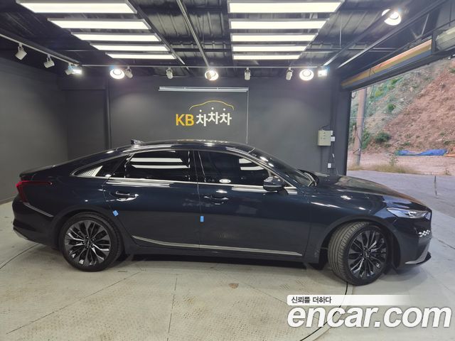 Kia K8 2.5 Gasoline 2WD Signature Special 2023 — фото 3