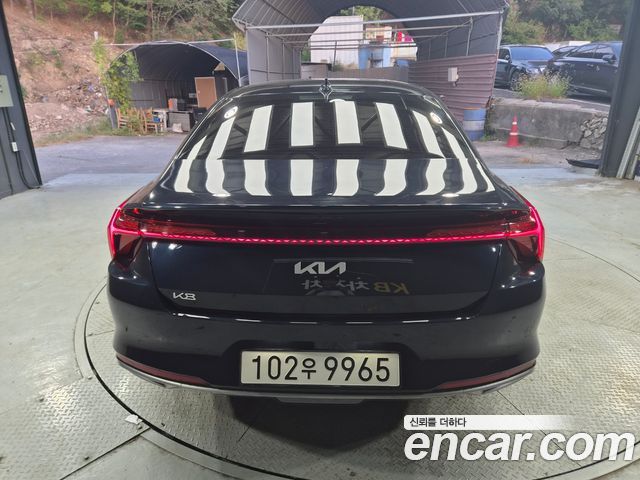 Kia K8 2.5 Gasoline 2WD Signature Special 2023 — фото 5