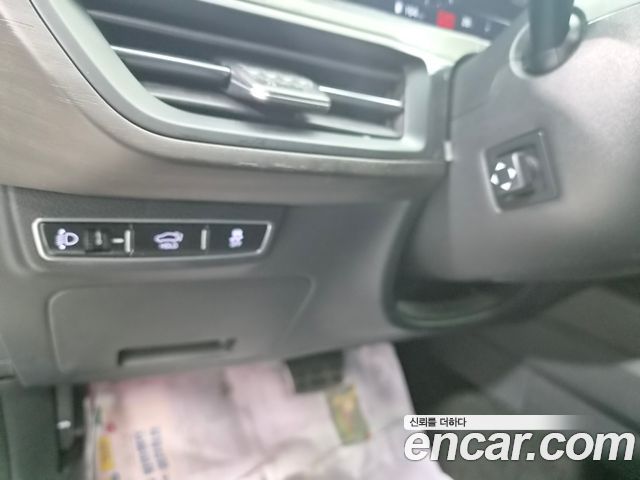 Kia K8 2.5 Gasoline 2WD Signature Special 2023 — фото 15