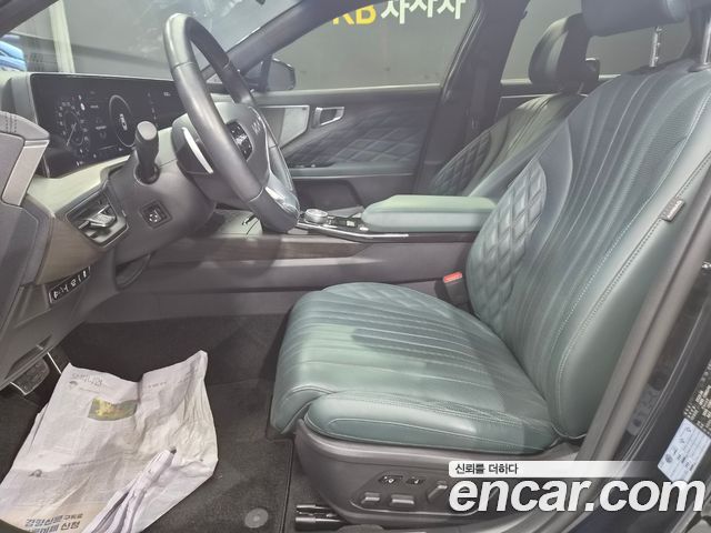 Kia K8 2.5 Gasoline 2WD Signature Special 2023 — фото 23