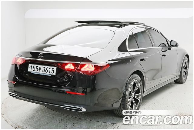 Mercedes-Benz E-Class (W214) E200 Avantgarde 2024 — фото 4