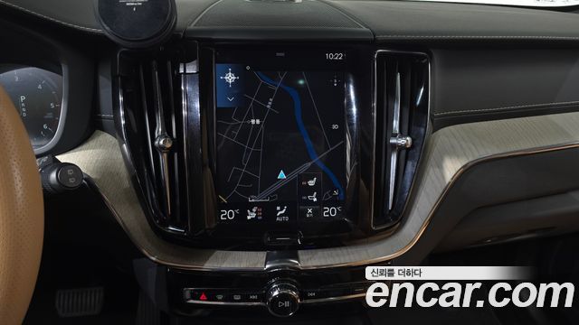 Volvo XC60 (II) D5 Inscription 2020 — фото 12
