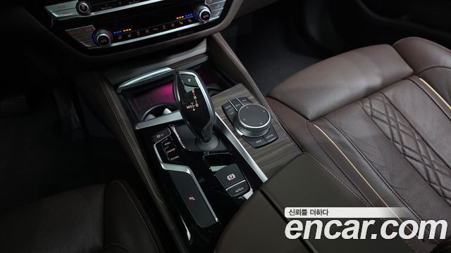 BMW 5 Series (G30) 520d Luxury Plus 2020 — фото 9