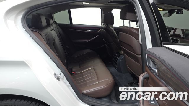 BMW 5 Series (G30) 520d Luxury Plus 2020 — фото 12