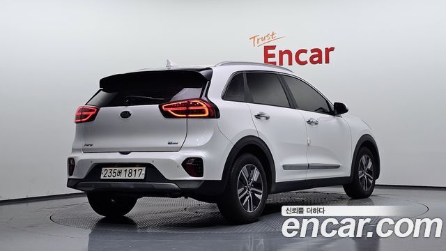 Kia Niro 1.6 HEV Prestige 2021 — фото 2
