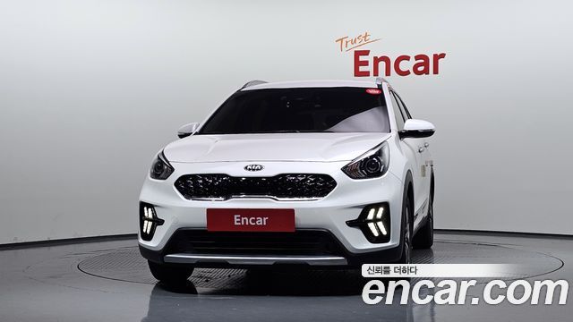 Kia Niro 1.6 HEV Prestige 2021 — фото 3