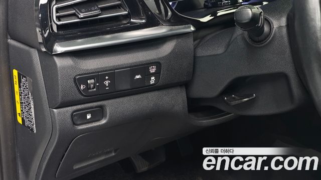 Kia Niro 1.6 HEV Prestige 2021 — фото 17
