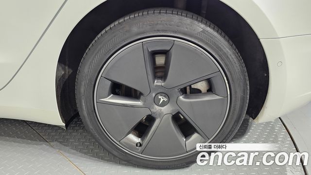Tesla Model 3 Long Range AWD 2021 — фото 27
