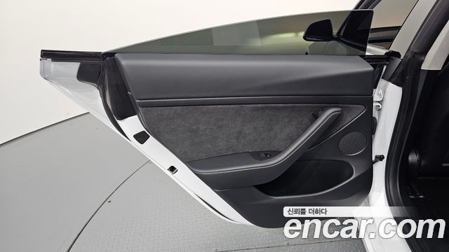 Tesla Model 3 Long Range AWD 2021 — фото 31