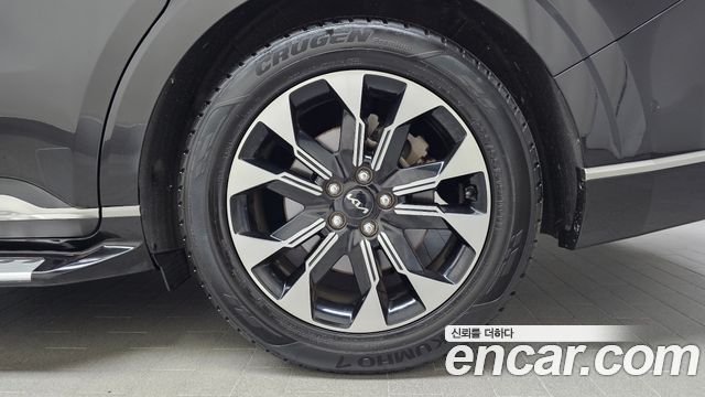 Kia Carnival (IV) Diesel 9-Seater Hi-Limousine Signature 2023 — фото 21