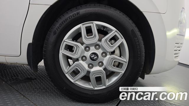 Hyundai Staria Cargo 5-Seater Modern 2025 — фото 21