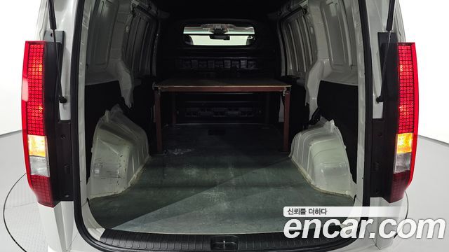 Hyundai Staria L3.5 Cargo 3-Seater Modern 2025 — фото 22