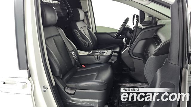 Hyundai Staria L3.5 Cargo 3-Seater Modern 2025 — фото 32
