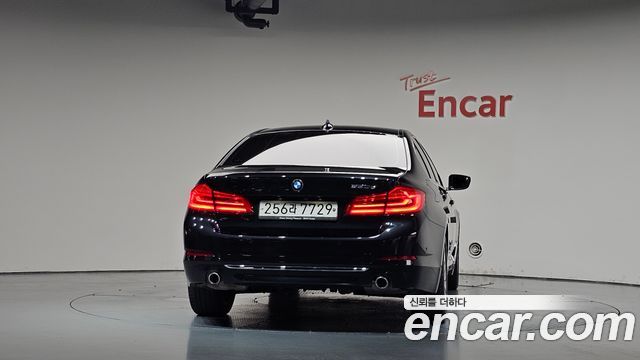 BMW 5 Series (G30) 520d Luxury Plus 2020 — фото 4