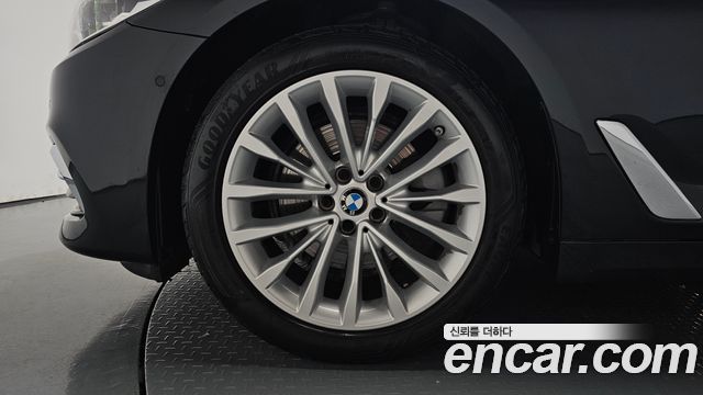 BMW 5 Series (G30) 520d Luxury Plus 2020 — фото 5