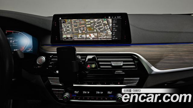 BMW 5 Series (G30) 520d Luxury Plus 2020 — фото 14