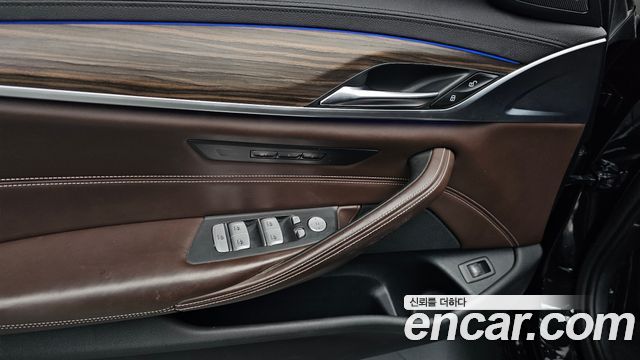 BMW 5 Series (G30) 520d Luxury Plus 2020 — фото 18
