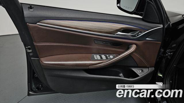 BMW 5 Series (G30) 520d Luxury Plus 2020 — фото 24