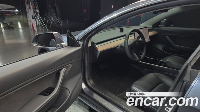 Tesla Model 3 Long Range AWD 2020 — фото 10
