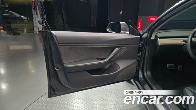 Tesla Model 3 Long Range AWD 2020 — фото 24
