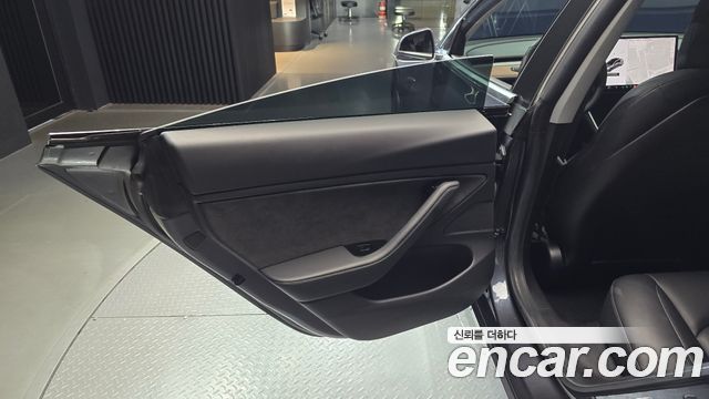Tesla Model 3 Long Range AWD 2020 — фото 25