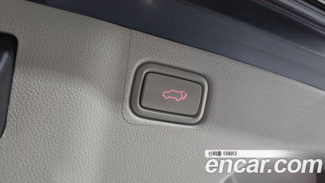 Kia Carnival 9-Seater Noblesse Special 2019 — фото 16