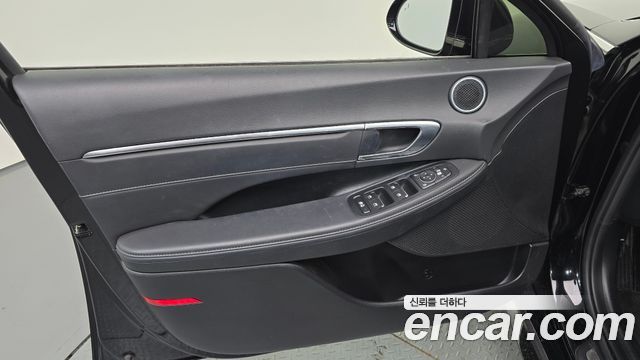 Hyundai Sonata (DN8) 2.0 Premium Plus 2023 — фото 24