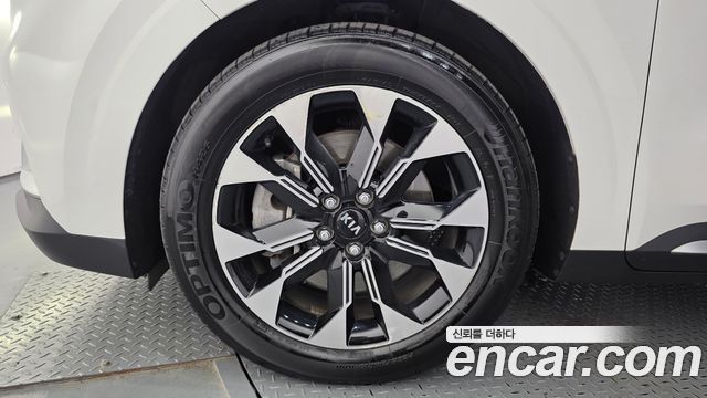 Kia Carnival (IV) Diesel 7-Seater Signature 2021 — фото 5