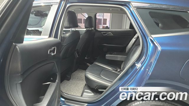 Kia Sportage (V) Gasoline 1.6 Turbo 2WD Prestige 2024 — фото 12