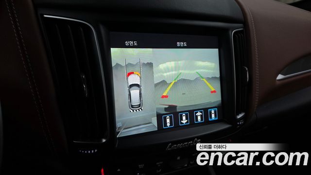 Maserati Levante 3.0 Diesel AWD GranLusso 2020 — фото 16