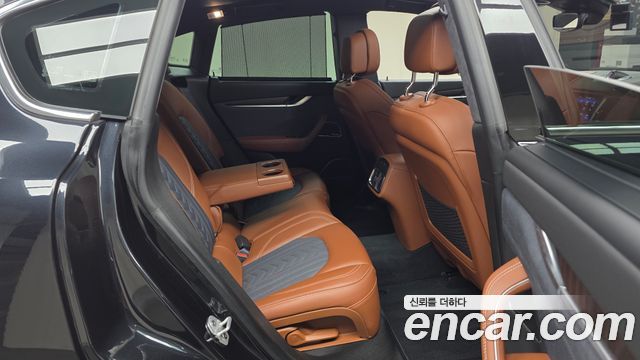 Maserati Levante 3.0 Diesel AWD GranLusso 2020 — фото 26
