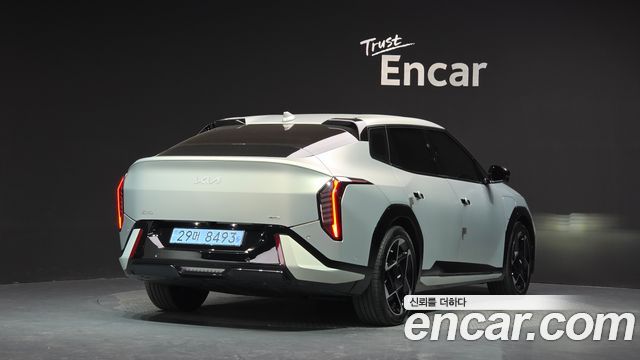 Kia EV4 Standard 2WD GT LIne 2026 — фото 2