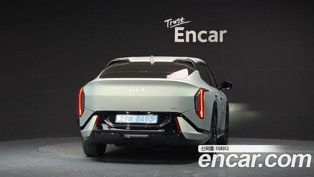 Kia EV4 Standard 2WD GT LIne 2026 — фото 4