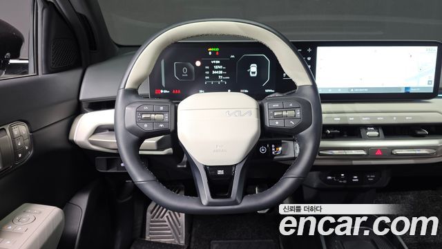 Kia EV4 Standard 2WD GT LIne 2026 — фото 14