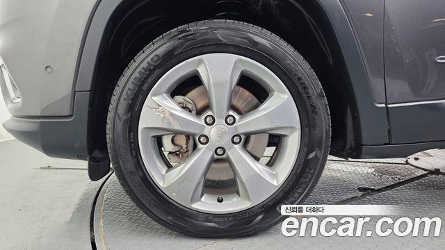 Jeep Cherokee (KL) 2.4 Limited AWD 2020 — фото 5