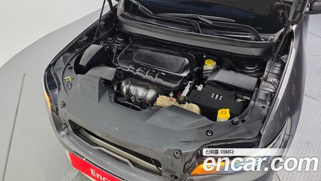 Jeep Cherokee (KL) 2.4 Limited AWD 2020 — фото 6