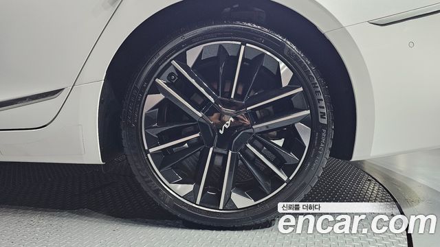 Kia K8 Hybrid Signature 2025 — фото 21