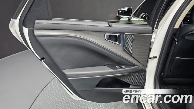 Kia K8 Hybrid Signature 2025 — фото 25