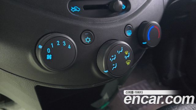 Chevrolet Spark LS Star 2012 — фото 18