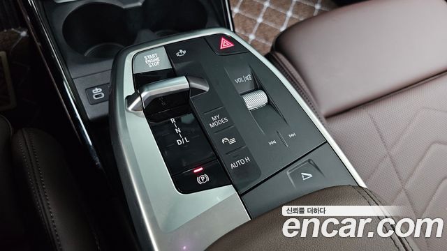 BMW 2 Series Active Tourer (U06) 218d Luxury 2025 — фото 9