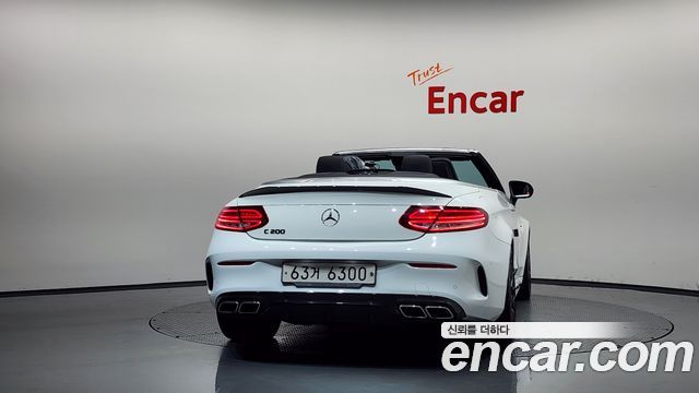 Mercedes-Benz C-Class (W205) C63 AMG Cabriolet 2017 — фото 4