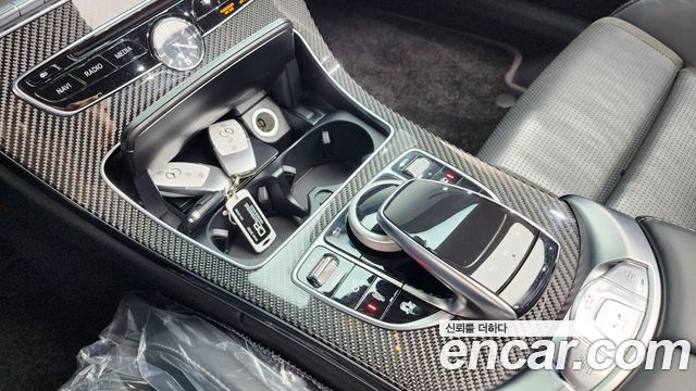 Mercedes-Benz C-Class (W205) C63 AMG Cabriolet 2017 — фото 9