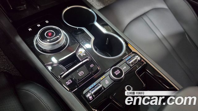 Kia K5 (III) 2.0 LPi Noblesse 2025 — фото 9